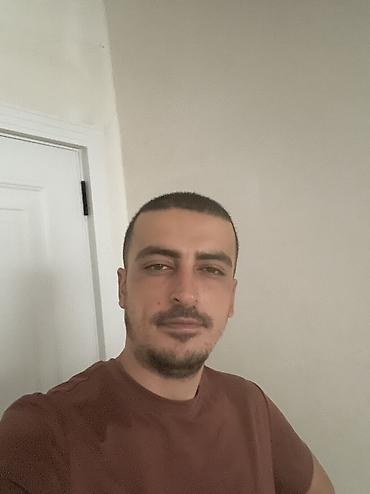 bag evinde qalmaga aile axtarilir: Salam fehle işi axtarıram Bineqedi Novxanı yolunda qalıram duzdu gölün — 1
