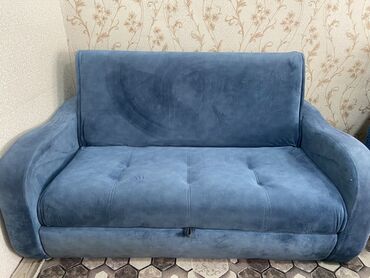 мебель гостиная: Диван-кровать, цвет - Голубой, Б/у