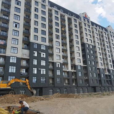 квартира без хозяина: 4 комнаты, 144 м², Элитка, 13 этаж, ПСО (под самоотделку)