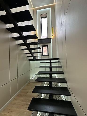 Продажа коттеджей и домов: 6 комнат и более, 270 м², 4 соток, Бишкек, Агентство недвижимости — 20