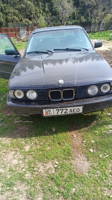 автомобиль токмок: BMW 5 series: 1991 г., 2.5 л, Механика, Бензин, Седан
