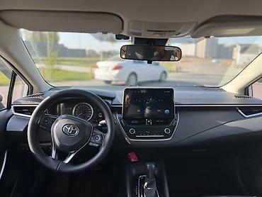 lexus rx400h: Toyota Corolla: 2020 г., 1.8 л, Вариатор, Гибрид, Седан — 9