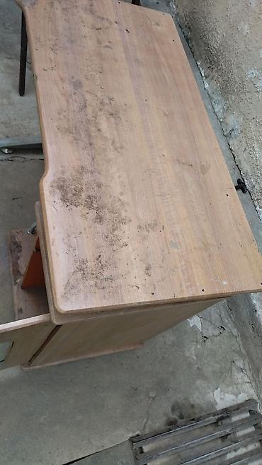 study table: Письменный/компьютерный стол с металлическими опорами - Просторная — 1