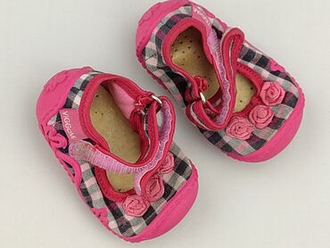 deichmann kapcie flamingi: Buciki niemowlęce, 18, stan - Bardzo dobry