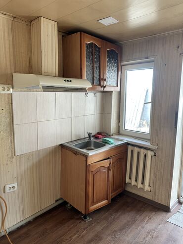 разборный легкий шкаф: Продаю кухонный шкаф с раковиной вытяжкой Кресло мягкое Раковину