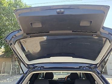 гольф 2 салон: Volkswagen Golf: 2002 г., Автомат, Бензин, Хэтчбэк — 10