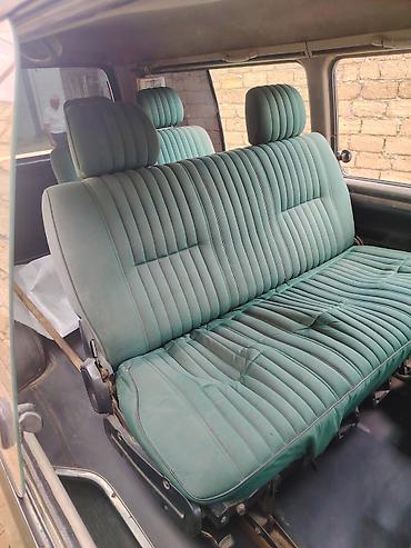 toy guzgusu: Toyota Hiace: 2.5 l | 1997 il Van/Minivan — 3