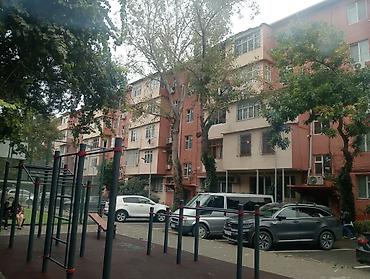 kursulu ev: 099_193_83_58. Ev uzunmüddətli verilir. Maklerler narahat etməsin — 1