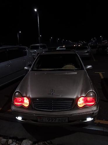 Mercedes-Benz C-Class: 2001 г., 1.8 л, Автомат, Бензин, Седан