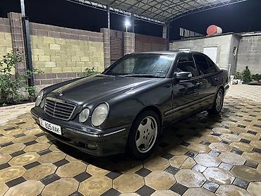 чайка автомобиль: Mercedes-Benz E-Class: 2001 г., Седан — 1