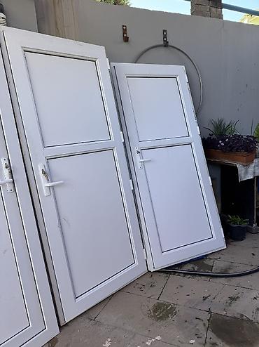 pilasdik qaplar: Yeni Plastik qapı Zamok ilə, Zəmanətsiz, Ünvandan götürmə, Ödənişli çatdırılma — 2