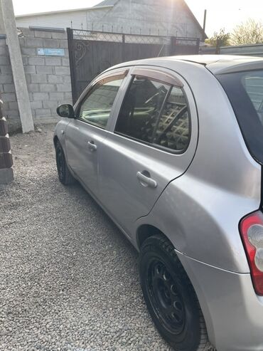 Nissan: Nissan March: 2004 г., 1.4 л, Автомат, Бензин, Хэтчбэк — 9