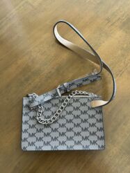 qaşlı çanta: Əl çantası, Michael Kors, İşlənmiş