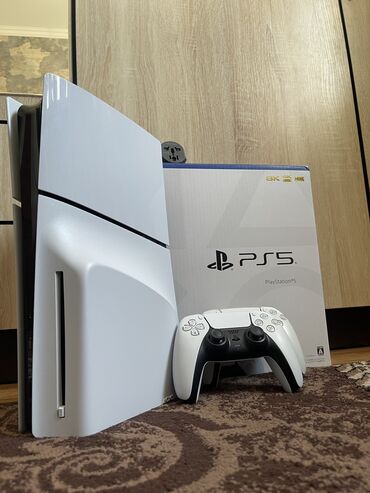 horizon forbidden west: Продается ps5 slim 1 tb С двумя джойстиком Все провода и коробка есть