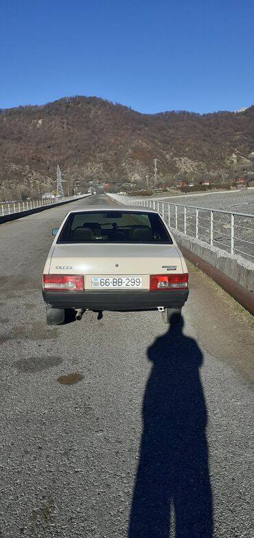 VAZ (LADA): Model: Lada Samara (VAZ 21099) Kuzov: sedan, 4 qapı Rəng: açıq bej -da lalafo.az — 5 VAZ (LADA): Model: Lada Samara (VAZ 21099) Kuzov: sedan, 4 qapı Rəng: açıq bej — 5