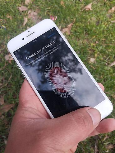 Apple iPhone: IPhone 8, Б/у, 64 ГБ, Белый, Чехол, 87 % — 6