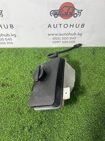 Бачок расширительный Kia k7 YG 3.0 LPI 2017 (б/у) at lalafo.kg Бачок расширительный Kia k7 YG 3.0 LPI 2017 (б/у)