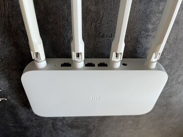 Продаю роутер
Xiaomi Mi Wi-Fi 4C
Полностью рабочий