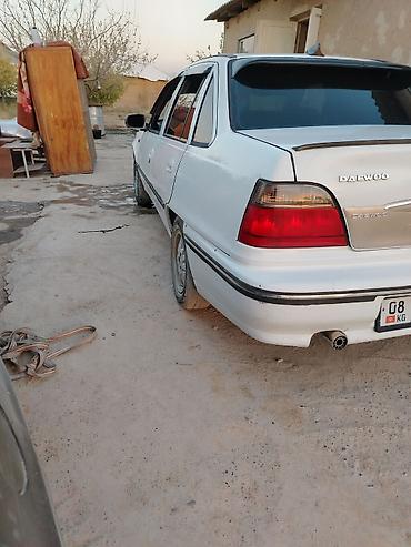 авто дом: Daewoo Nexia: 1998 г., 1.5 л, Механика, Бензин, Седан — 3