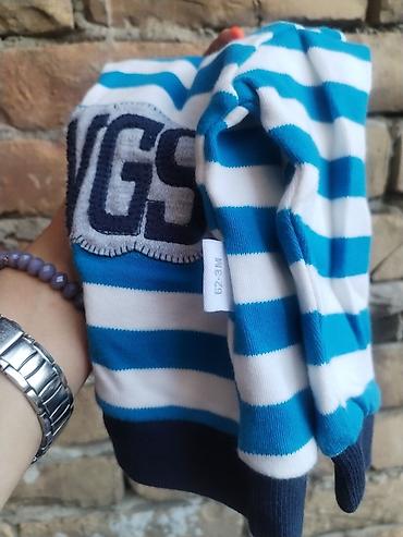 prsluk za sup dasku: Bebi dukserica sa dugim rukavima, prugasta plavo-bela. Napred vezeni — 4