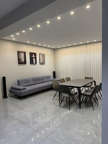 a frame ev tikintisi: 5 otaqlı, 270 kv. m, Yeni təmirli — 2