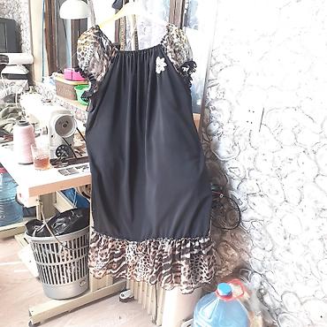 leopard: Qadın paltarı – qara rəngdə, şifon fakturalı, rahat və boş kəsim — 2