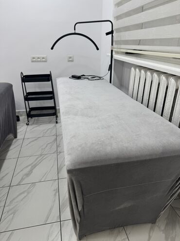 с уездом: Здравствуйте! Сдаётся в салоне кушетка для Лами, наращивание ресниц в