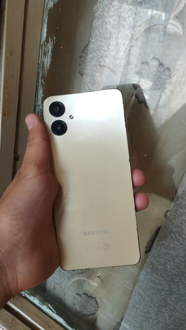 Digər mobil telefonlar: Samsung Galaxy A06, 128 GB