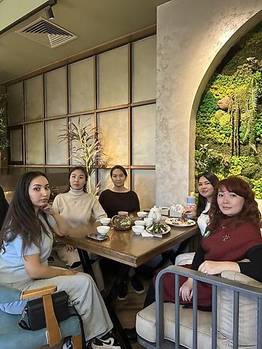 Продажа коттеджей и домов: Описание: - Размер ориентировочно для просторной гостиной/зала — 19