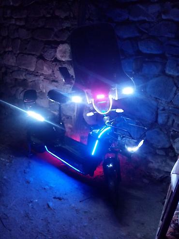 Mopedlər,skuterlər: Elektrik skuter – LED işıqlı, səbətli Xüsusiyyətlər: - Elektrik — 4