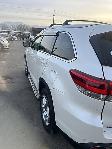 Toyota: Toyota Highlander: 2019 г., 3.5 л, Вариатор, Гибрид, Кроссовер — 11