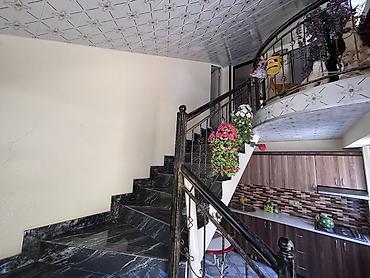 gəncə kiraye ev: 🏡 OĞUZ RAYON MƏRKƏZİNDƏ KİRAYƏ HƏYƏT EVİ 🌿 Dağın ətəyində, təbiətin — 6