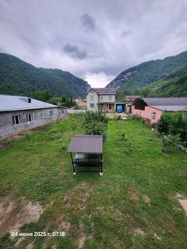 Günlük kirayə evlər: 100 kv. m, 5 otaqlı, Kombi, Qaz, İşıq — 4