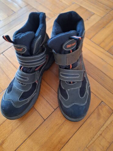 Men's Footwear: Cipele 39