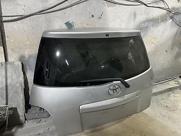 235 85 16: Крышка багажника Toyota, Б/у, Оригинал — 2