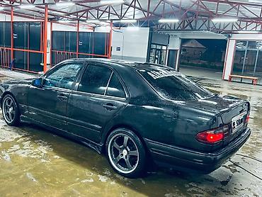 212 mercedes: Mercedes-Benz E-Class: 1996 г., 2.3 л, Автомат, Бензин, Седан — 3