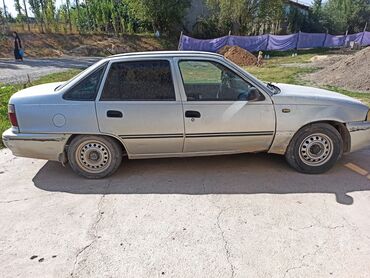 нексся: Daewoo Nexia: 2007 г., 1.5 л, Механика, Бензин, Седан