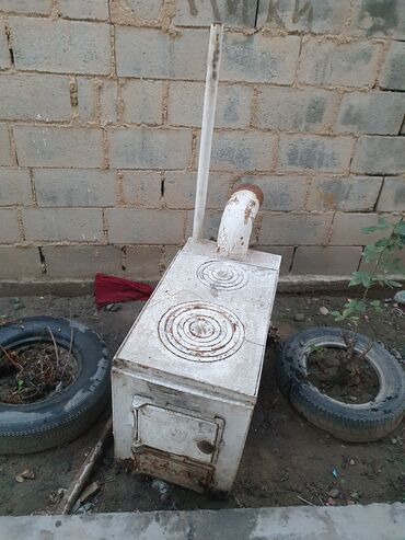 Печи, плиты: Печка сатылат. Паровой отоплениеден алынган. 
Баары жакшы — 3