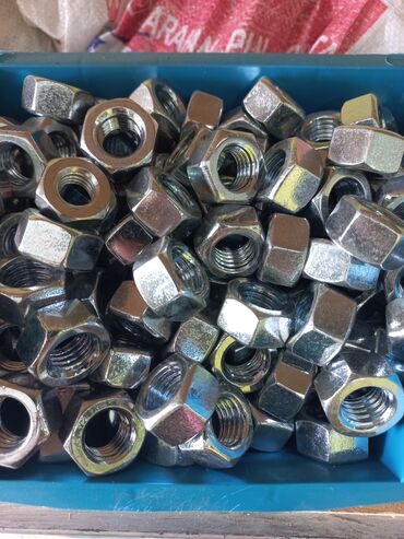 Qaykalar: Metiz və bərkidici məhsulların geniş seçimi Məhsul çeşidləri: - — 27