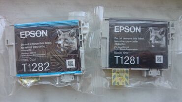 epson l1800: Printer Epson katrici epson T1282 ve T1281 Göy rəng Təzə və Tam