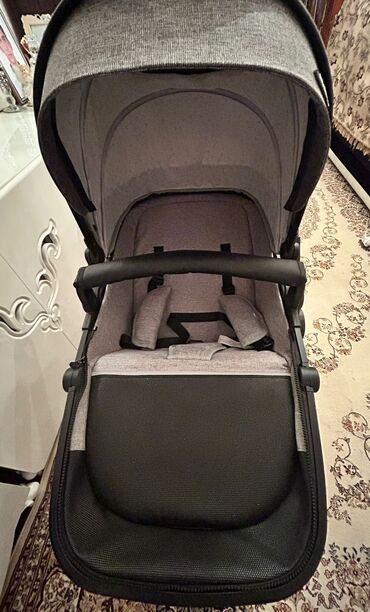 Modullu arabalar: Uşaq arabası – qatlanan, yığcam və möhkəm konstruksiyalı. - Rəng — 42