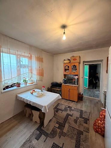 3 3: 2 комнаты, 75 м², 3 соток, Бишкек, Ак-Ордо 3 ж/м Агентство недвижимости — 4