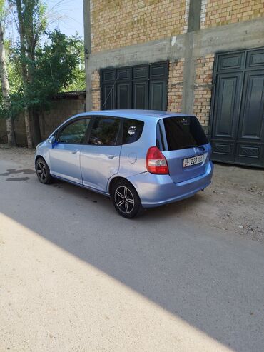 малибу машина цена бишкек: Honda Fit: 2003 г., 1.3 л, Вариатор, Бензин, Хетчбек