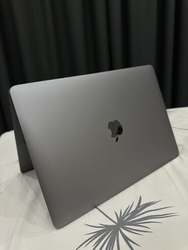 купить стиральную машину недорого бу: Ноутбук, Apple, 4 ГБ ОЭТ, Intel Core i5, 13.3 ", Колдонулган, Жумуш, окуу үчүн