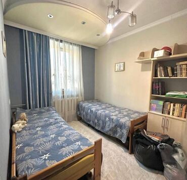 Продажа квартир: 3 комнаты, 75 м², 4 этаж — 3