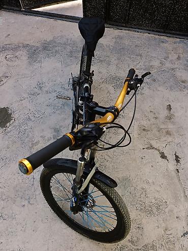 Yeni Şəhər velosipedi Adidas, 24", sürətlərin sayı: 7, Ünvandan götürmə, Ödənişli çatdırılma
