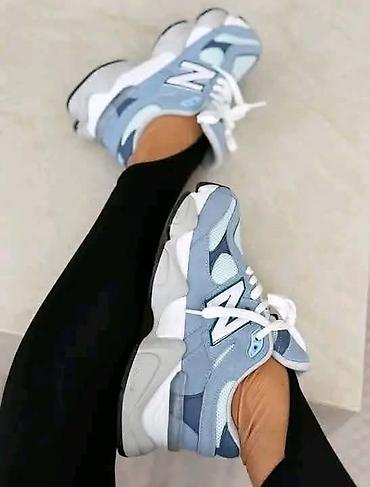 Patike: NB 9060 A klasa 
Cena: 5100
Brojevi: 36-40
PS✨ — 10