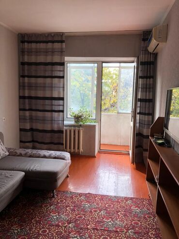 Продажа квартир: 1 комната, 35 м², Индивидуалка, 3 этаж