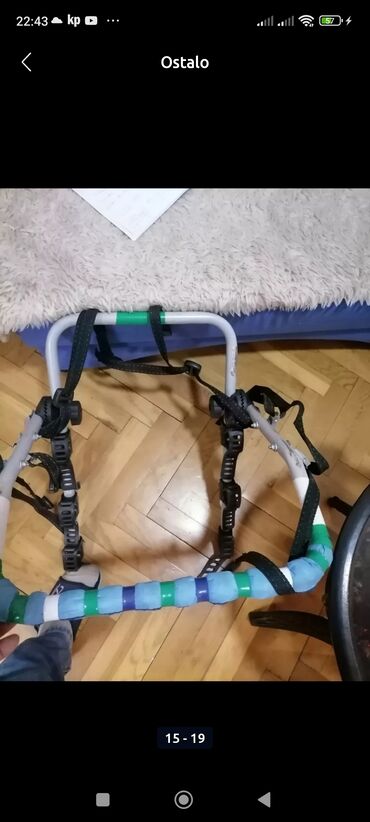 Dodaci za bicikl: Nosac za bicikla tri na gepek vratima(Hedzbek). Nosac je kao nov. ja — 10