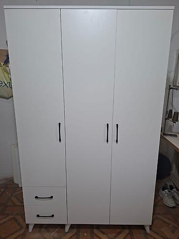 siyirmeli dolab: Yeni, 3 qapılı, Siyirməli, Ağ, Açılan, Düz dolab — 1